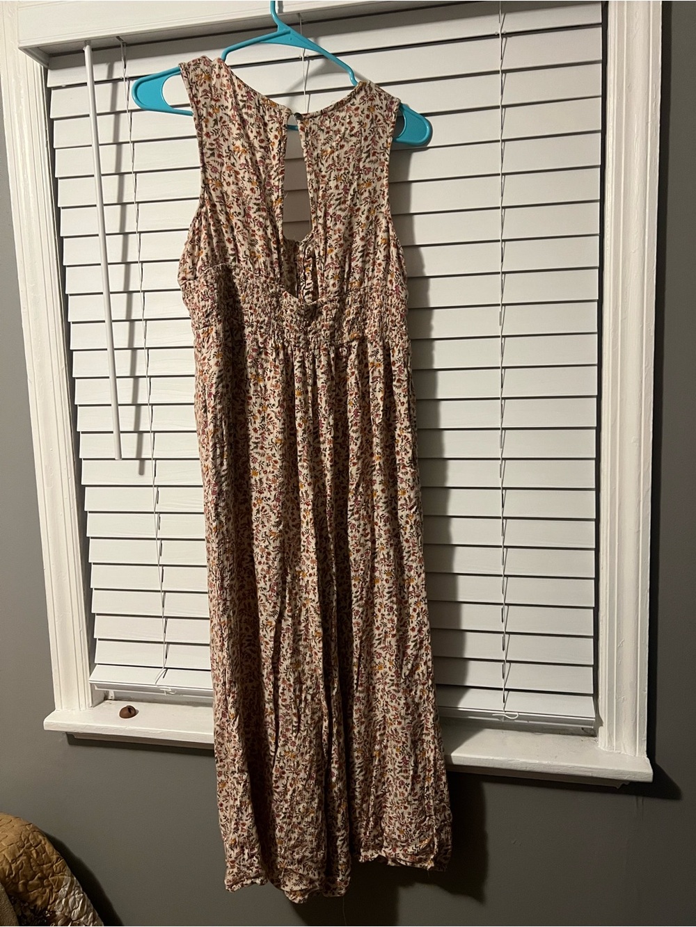 American Eagle Outfitters Blush Floral V-Neck Wide-Leg Jumpsuit - Picture 10 of 12